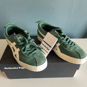 ONITSUKA TIGER MEXICO DELEGATION Size Women’s 5.5 / Unisex 4